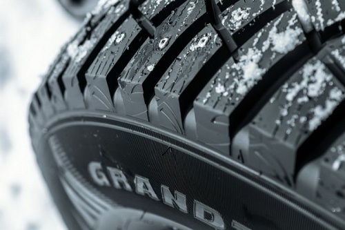 Dunlop Grandtrek Ice 03 225/60R18 104T